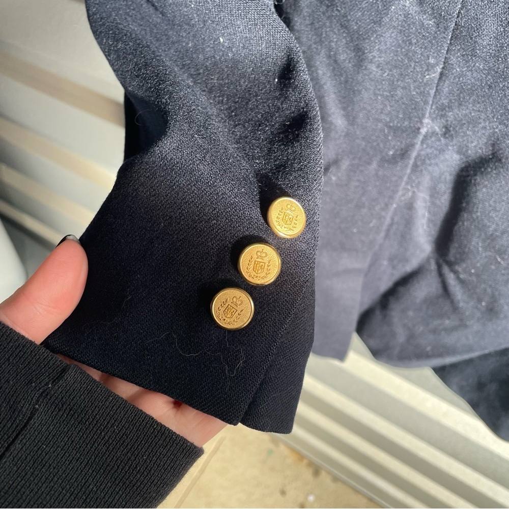 Loro Piana super 90’s navy blazer - Picture 3 of 5